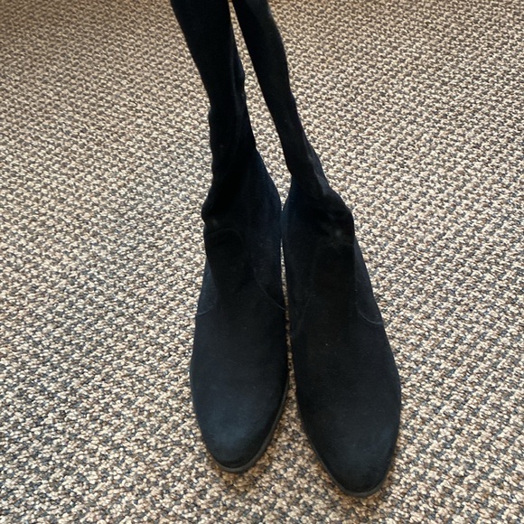 NWOT Stuart Weitzman black suede heeled boots - Picture 2 of 4